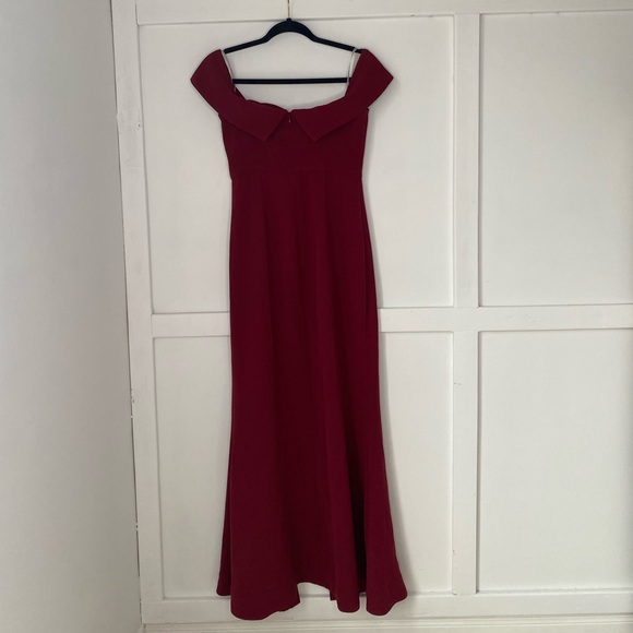 REVOLVE GOWN - Danica Gown Lovers and Friends - Picture 7 of 7